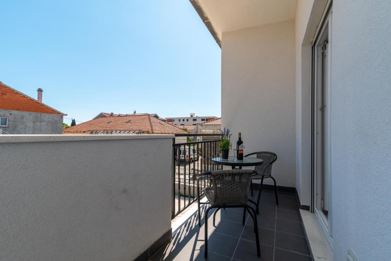 Apartmani Ante & Sime Trogir Exteriör bild